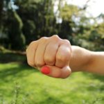 I am cross with you.と言われたら、あなたは怒られてます【基本英単語の意外な意味】 1