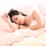 横たわる?横たえる?ネイティブにも難しいlieとlayの違いと覚え方 1